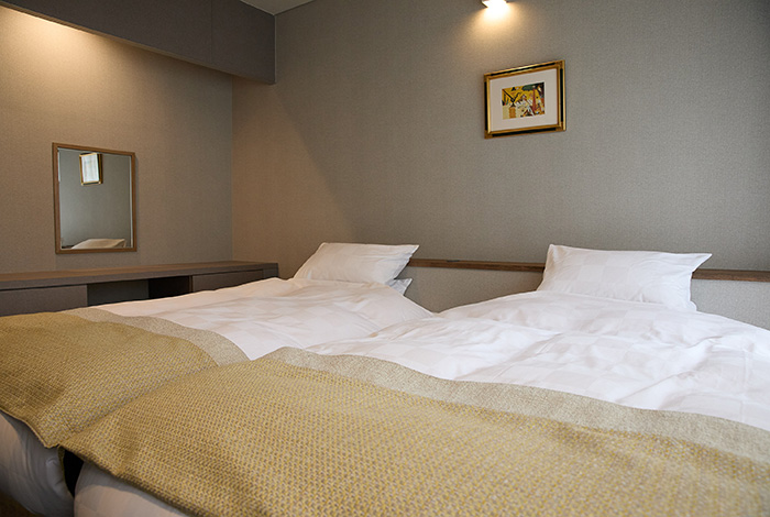 Bedroom 302