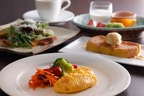 朝食